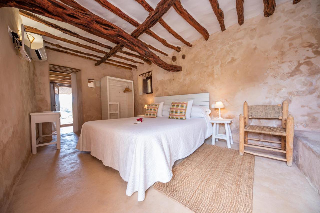 Agroturismo Can Cosmi Prats Santa Gertrudis  Habitación foto