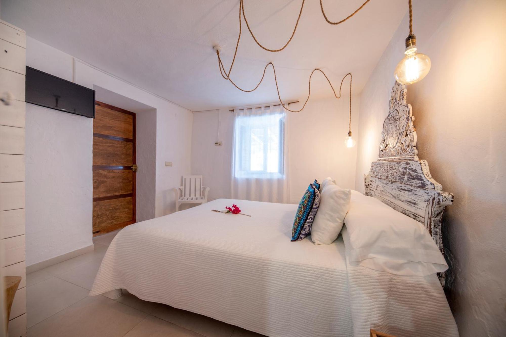 Agroturismo Can Cosmi Prats Santa Gertrudis  Habitación foto