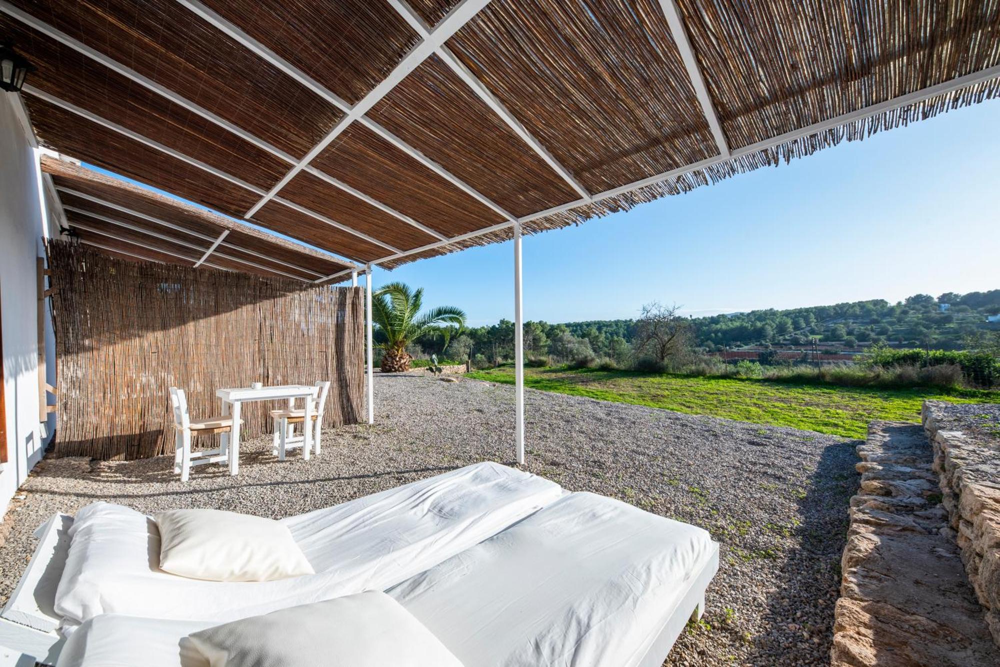 Agroturismo Can Cosmi Prats Santa Gertrudis  Habitación foto